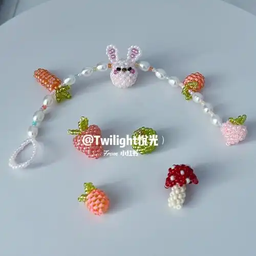 串珠教程笔记兔子的盛宴可爱珍珠手链