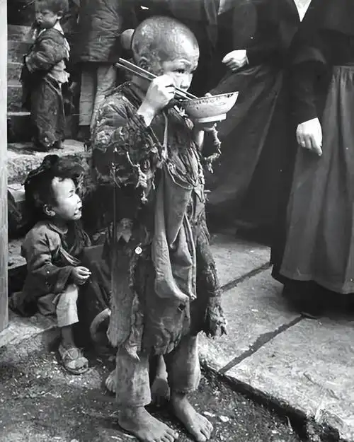 章运水鲁迅故乡中的闰土后来过得如何孙子结局令人意外