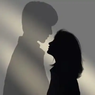 情侣头像手牵住了就不能松开这是公主和王子的约定