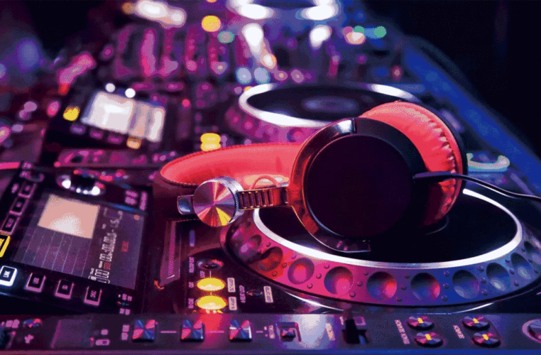 1500_984gif 动态图 动图