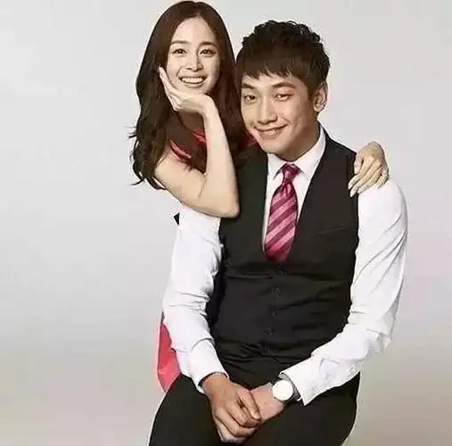 顶级白富美出身,毕业名牌大学,老公是国民偶像,她这一生太完美|金泰熙