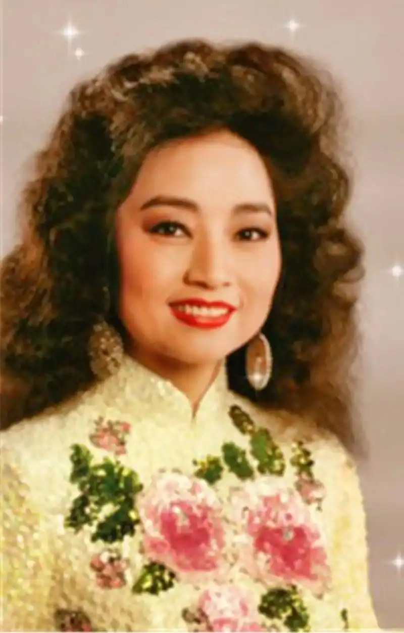 如歌的行板(十一)之徐小凤图片集 - 抖音