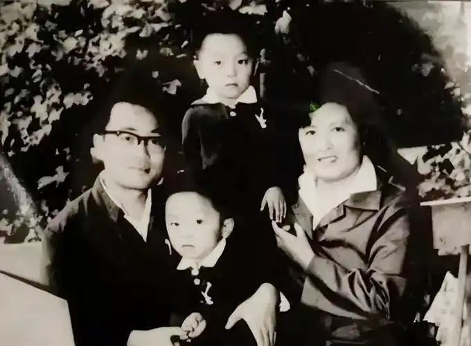 阿诗玛杨丽坤命运多舛的一生丈夫的痴爱让人泪目