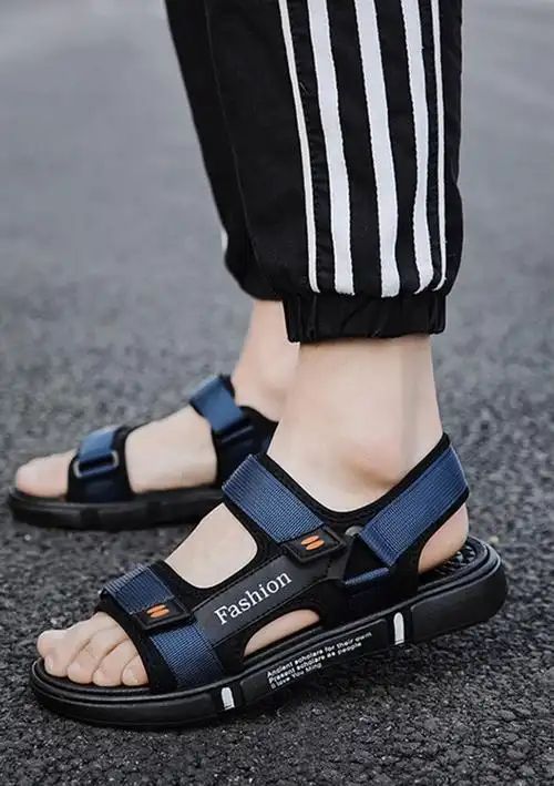 凉鞋男士新款休闲时尚初中生外穿越南沙滩鞋软底运动凉拖