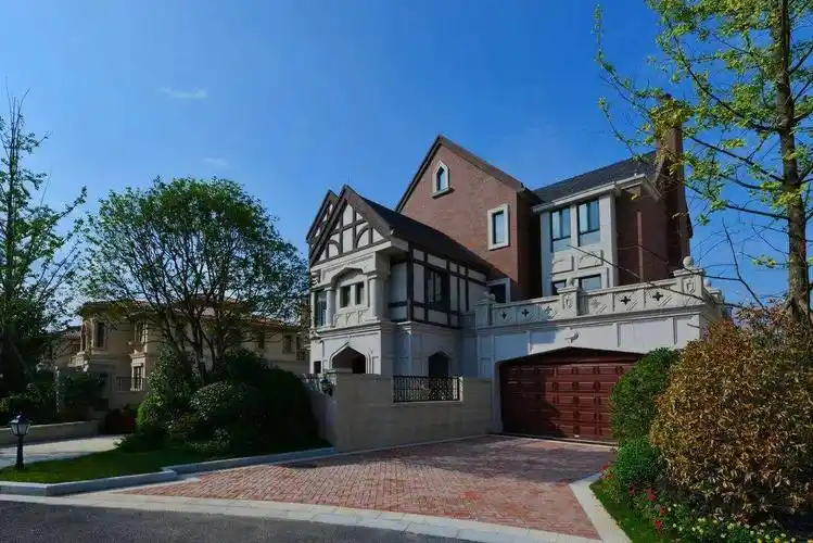 速抢贵阳这个楼盘推出多套特惠现房9字头住别墅