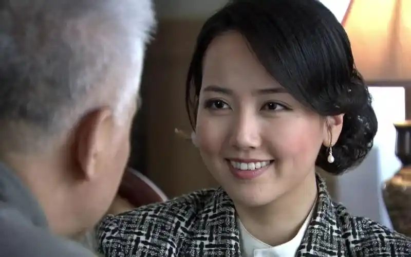 火线姐妹:白兰在鬼子身边卧底,如今加入我党,真是如虎添翼