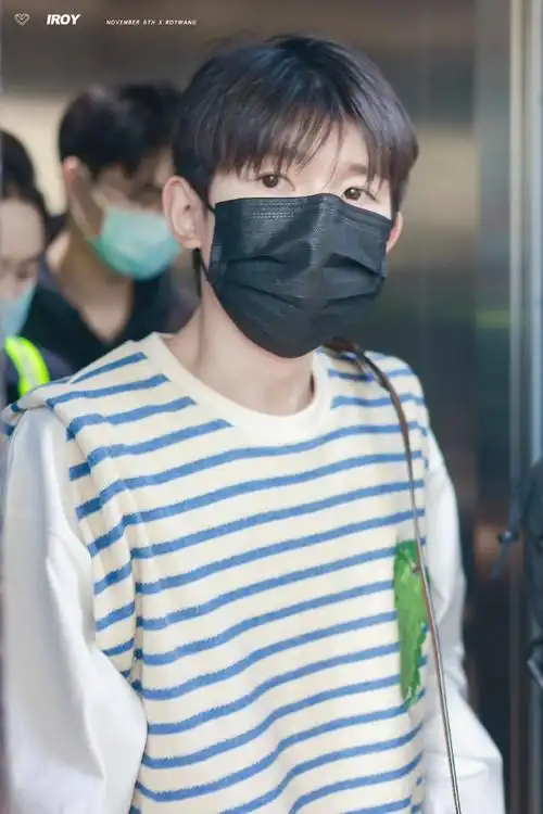 王源机场##王源看我们如何相遇vlog