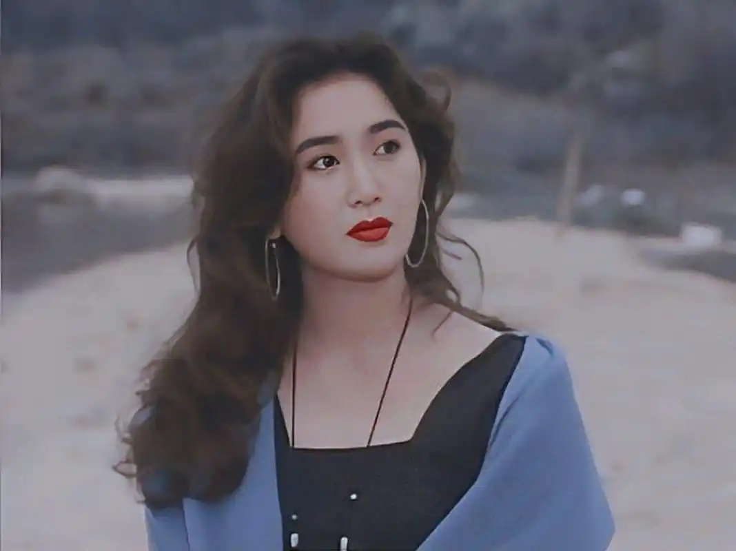 年轻时的温碧霞,《火玫瑰》是颜值巅峰期.