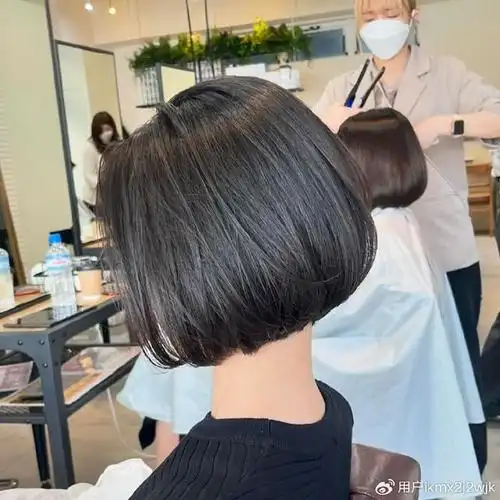 那就选择波波头,简单时尚好打理|简单时尚|脸型|发型_新浪新闻