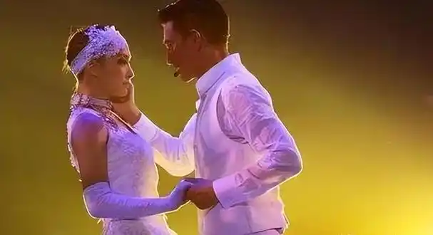 陪伴刘德华27年43岁依旧未婚赖文慧堪称最佳红颜知己