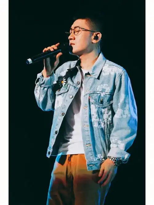 多年再次合作文哥金志文