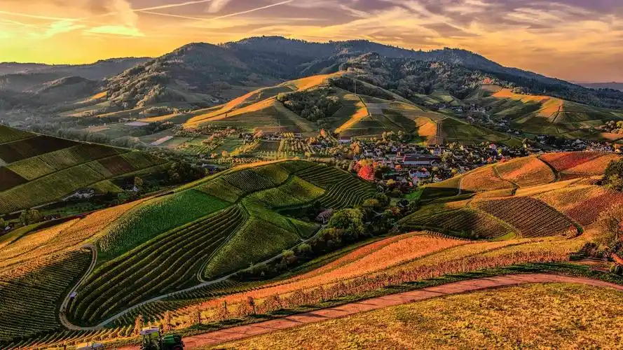 优美大自然山水风光桌面壁纸