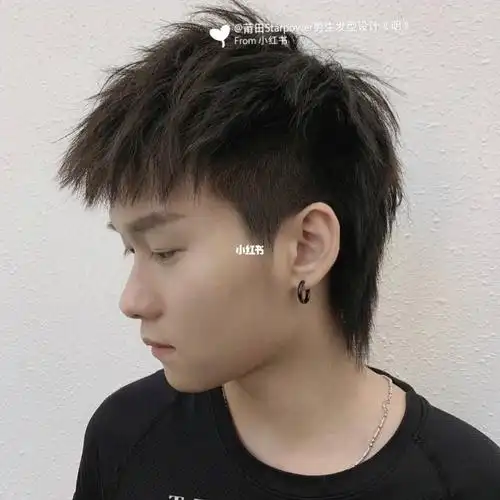 男士狼发# 想要知道狼尾发型怎么留,就需要先来了解一下狼尾发型的