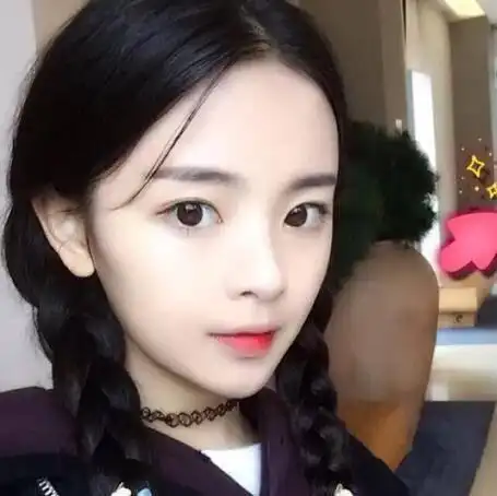 杨超越出道前的样子