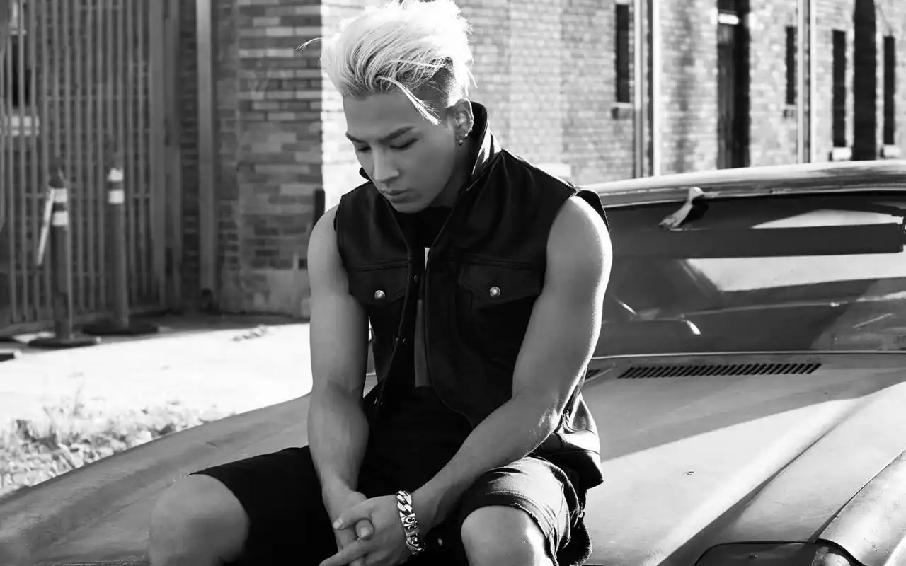 韩国超火偶像天团bigbang复古系写真桌面壁纸图片下载