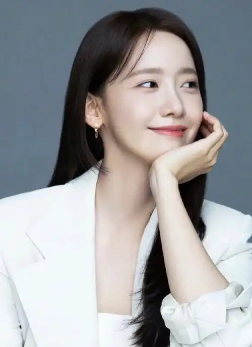 林允儿电影恶魔搬进来了##林允儿0530生日快乐