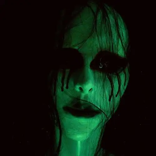 夜光荧光面具贞子头套密室逃脱道具剧本sha恐怖发光万圣节道具新年 红