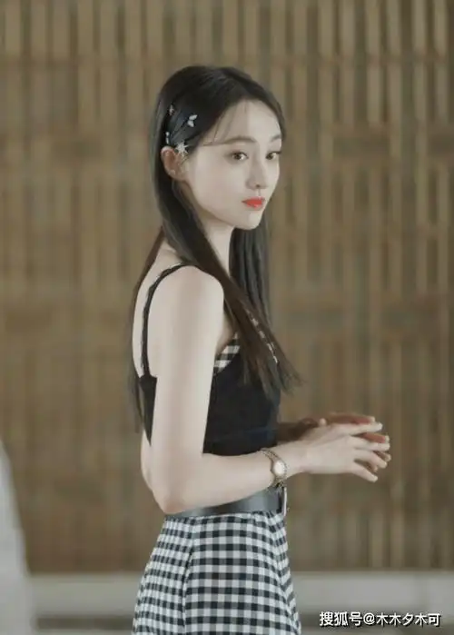 《花儿与少年》节目组搞事情,把郑爽放进去充数,秦岚公然吐槽