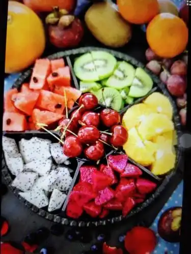 娟子水果店5月18号开业了,**28个*送份精美水果,进店加微信永久会员9.