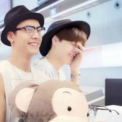 李易峰陈伟霆情头