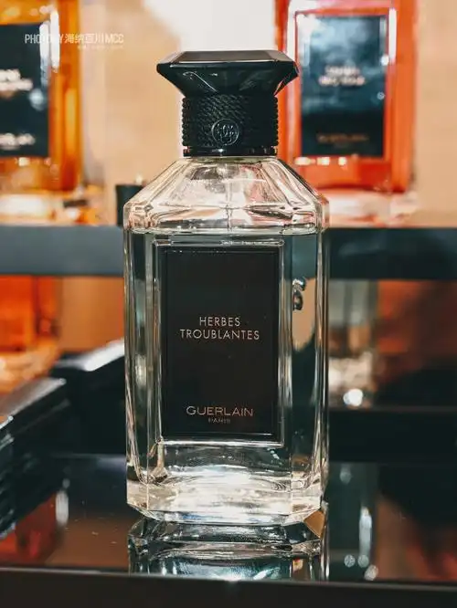 济南美妆播报万象城法国娇兰上新沙龙香水