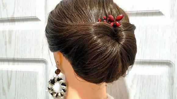 日常利落妈妈盘发发型,简约又精致的法式包发造型,超显气质