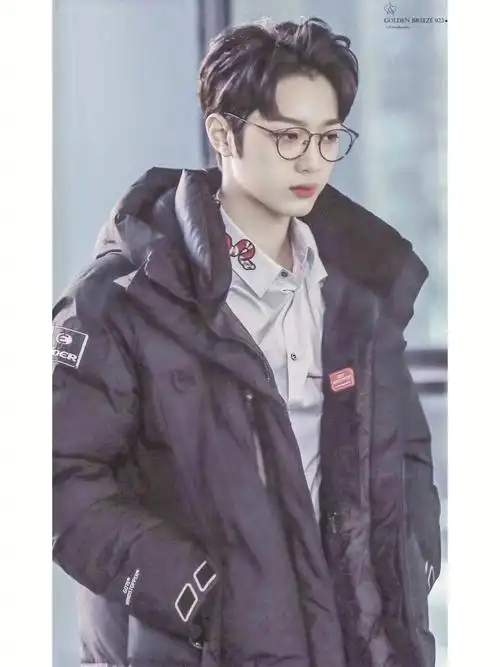 在韩务工时期的忙内赖冠霖