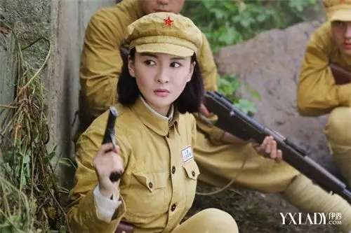 郑亦桐《擒蛇》剧照