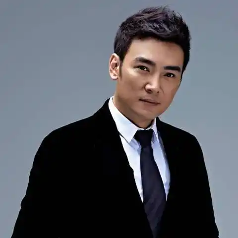 焦恩俊 饰 范旭川