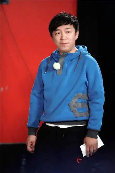 黄渤卖萌童心不减 《极限挑战》智能满格被呼"预言帝"