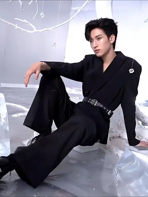 严浩翔yhx腰好细01