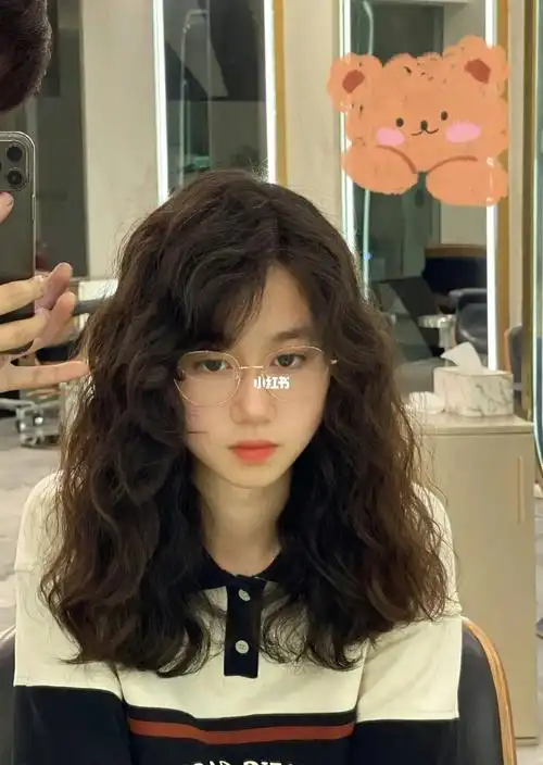 整个夏天美美的|||中长发烫发 法式烫发 木马卷 蛋卷头 圆脸发型推荐