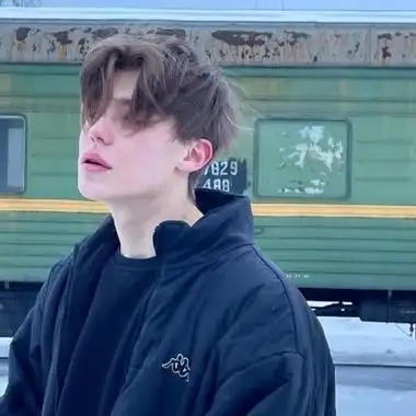 ins风欧美男生头像