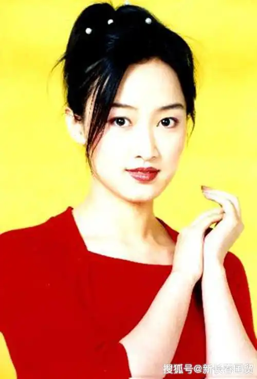 赵子琪青涩旧照曝光曾为央视生活栏目主持人