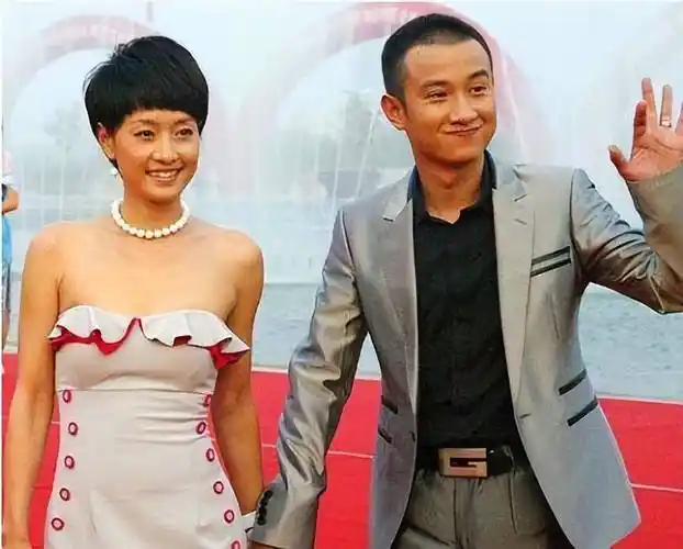 有种"整容"叫文章离婚,前妻马伊琍变化不大,他却像换个人_媒体_公众