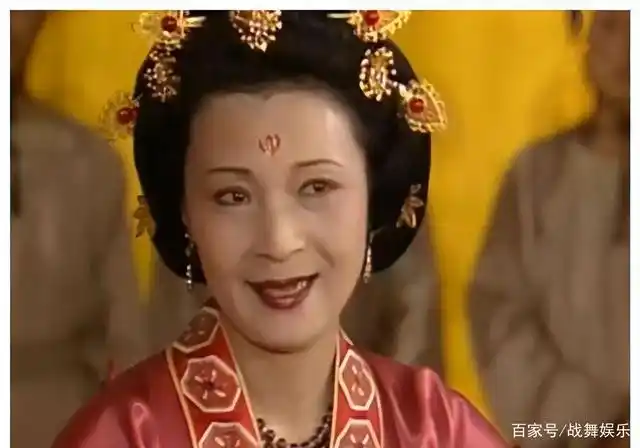 "灭绝师太"严敏求:49岁才出道,结婚54年,与丈夫依旧恩爱如初