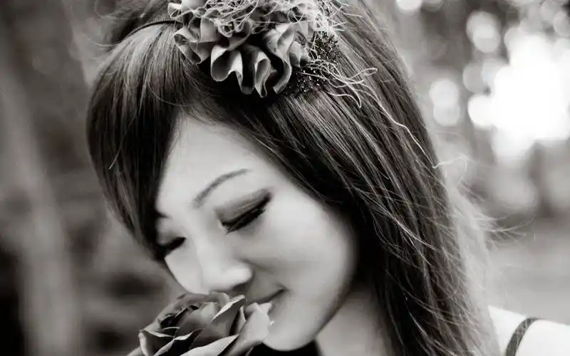 黑白艺术照果子mm清纯可爱美女萌妹子高清壁纸