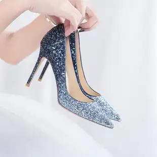 水晶结婚鞋子2021年新款新娘鞋主婚纱细跟亮片渐变礼服少女高跟鞋