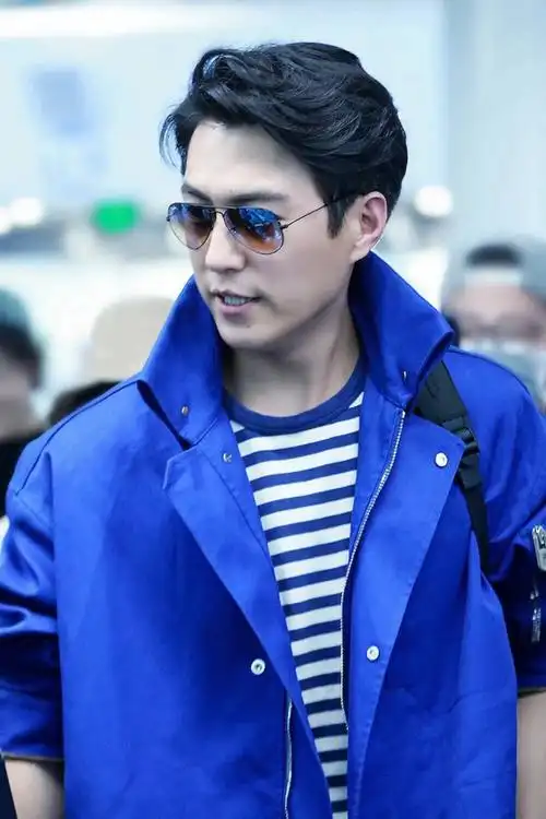 靳东 蓝莓哥哥 - 堆糖,美图壁纸兴趣社区