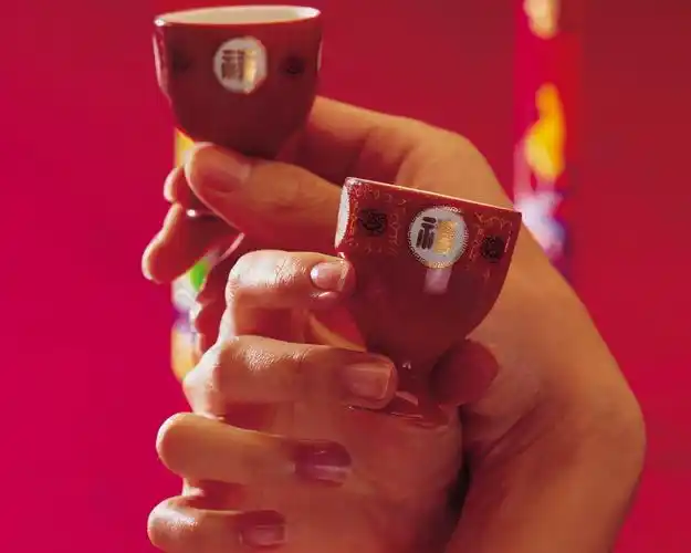 结婚时为什么要喝交杯酒?古时候流传下来的规矩有什么含义?