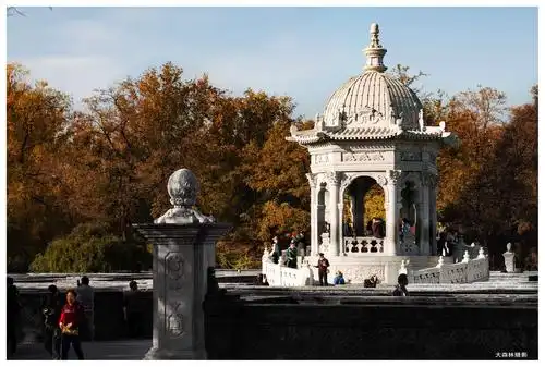 "万园之园"的圆明园