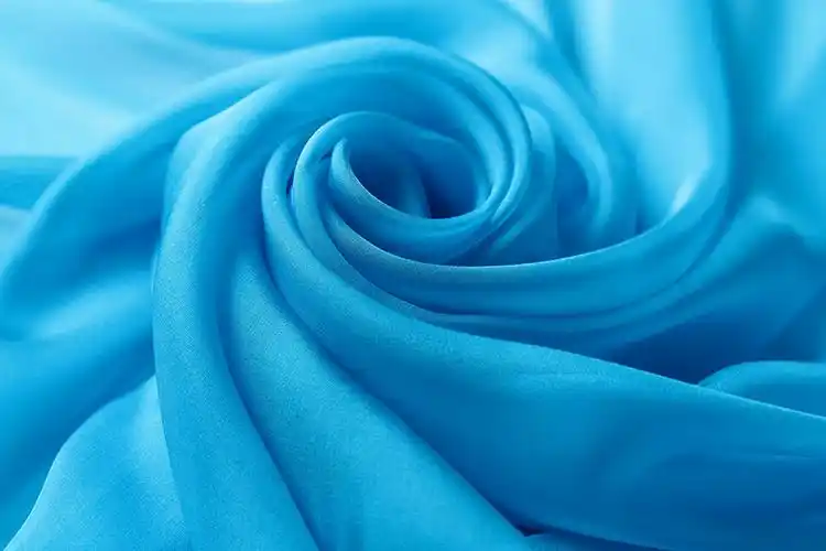 湖蓝色丝巾女春秋季百搭纯色真丝丝巾长款桑蚕丝围巾薄款冬天披肩