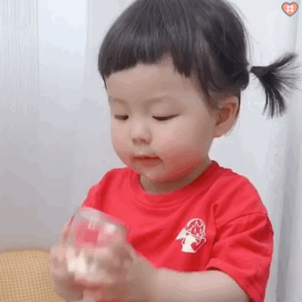 萌娃丸子妹表情包动图