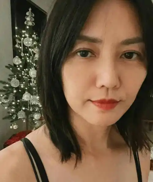 44岁的天后孙燕姿近况曝光,画风突变,她怎么变成这样了?