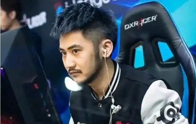 csgo闸总big茄子吴权清故事会-csgo最有素质主播-土鳖小屋手游