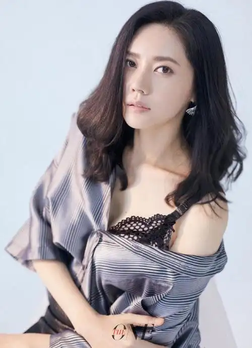 秋瓷炫高清壁纸