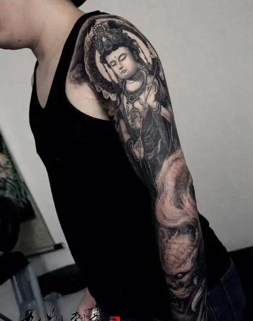 大势至菩萨纹身图片_手臂佛花臂菩萨纹身图案