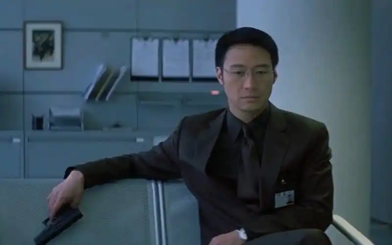 无间道3:黎明的出场堪称三部剧里面最经典的一段.