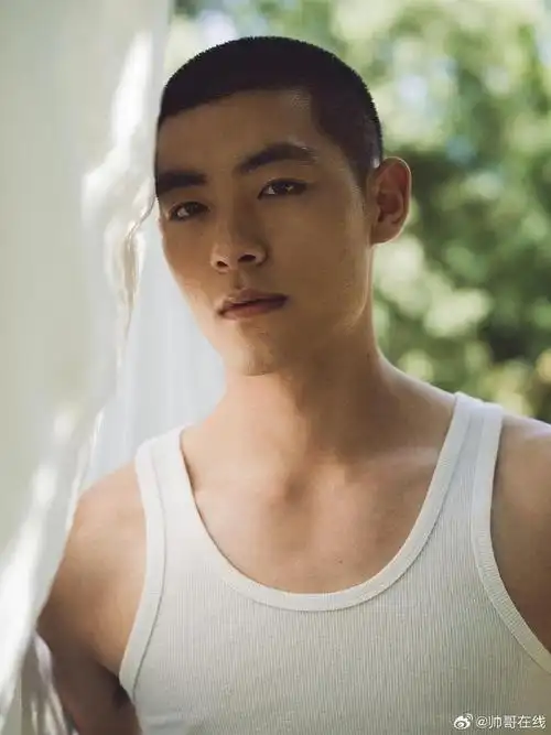 寸头帅哥##寸头