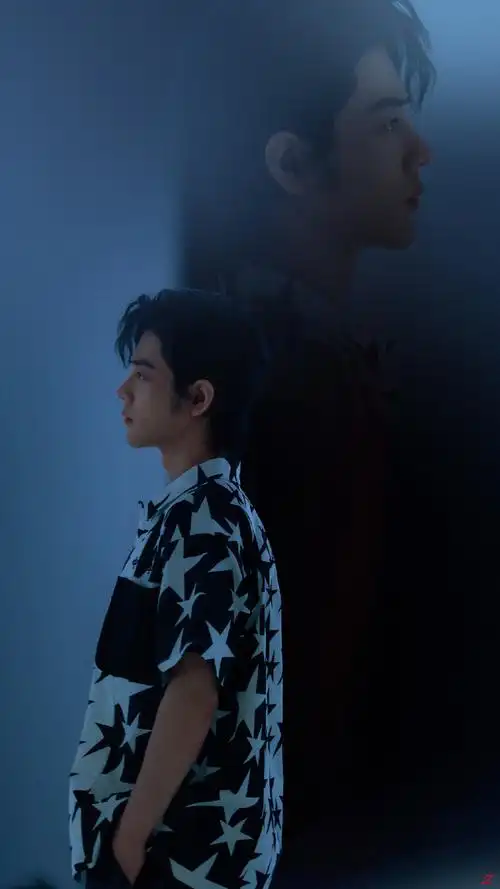 肖战工作室放饭了##日常见肖战#    壁纸    @x玖少年团肖战daytoy